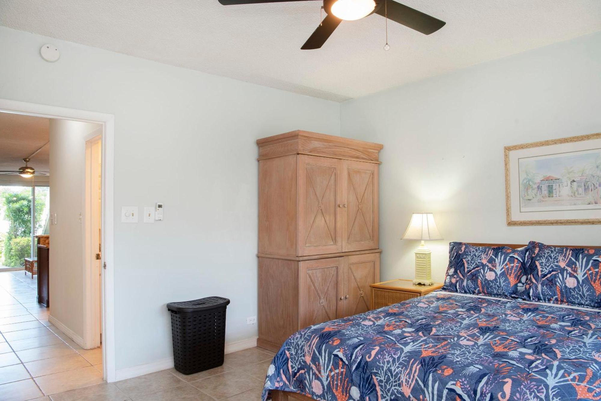 Beach Living At Island Pine Villas George Town Eksteriør billede